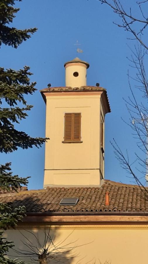 La Torre Di Longara Panzió Calderara di Reno Kültér fotó